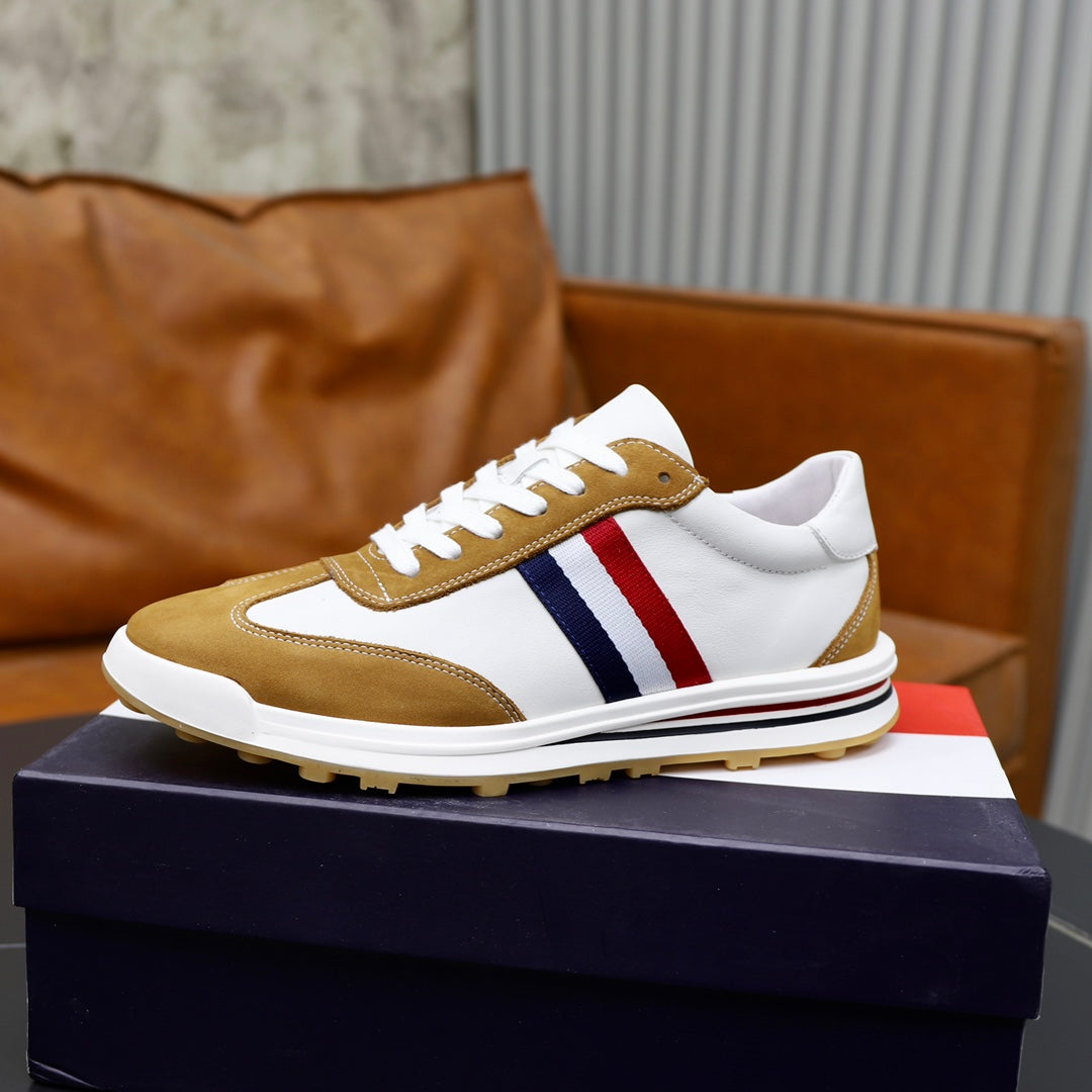 Cowhide Casual Shoe