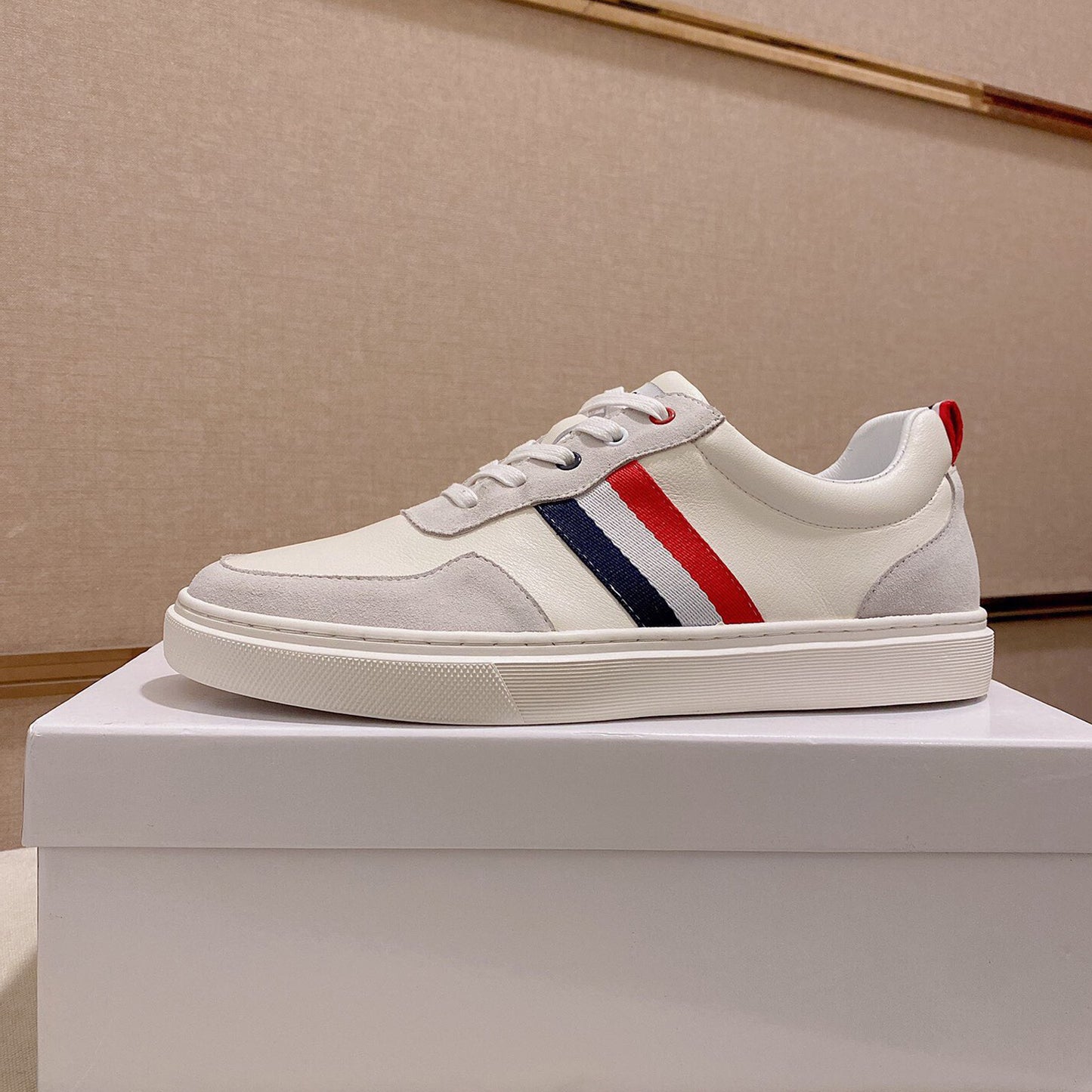 Cowhide Casual Sneaker