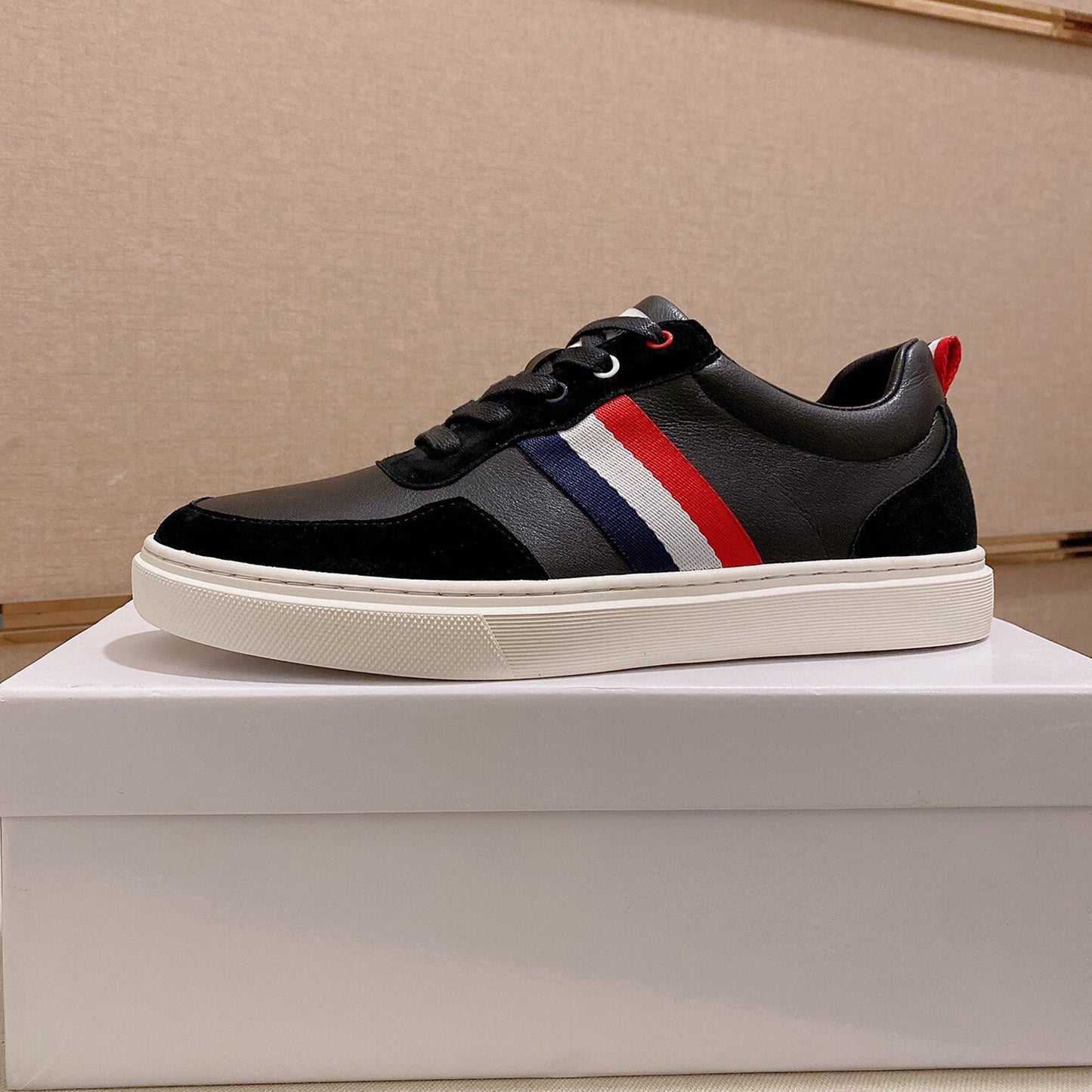 Cowhide Casual Sneaker