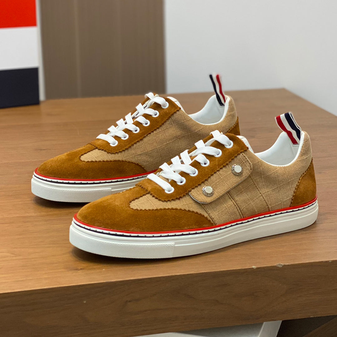 Cowhide Casual Shoe