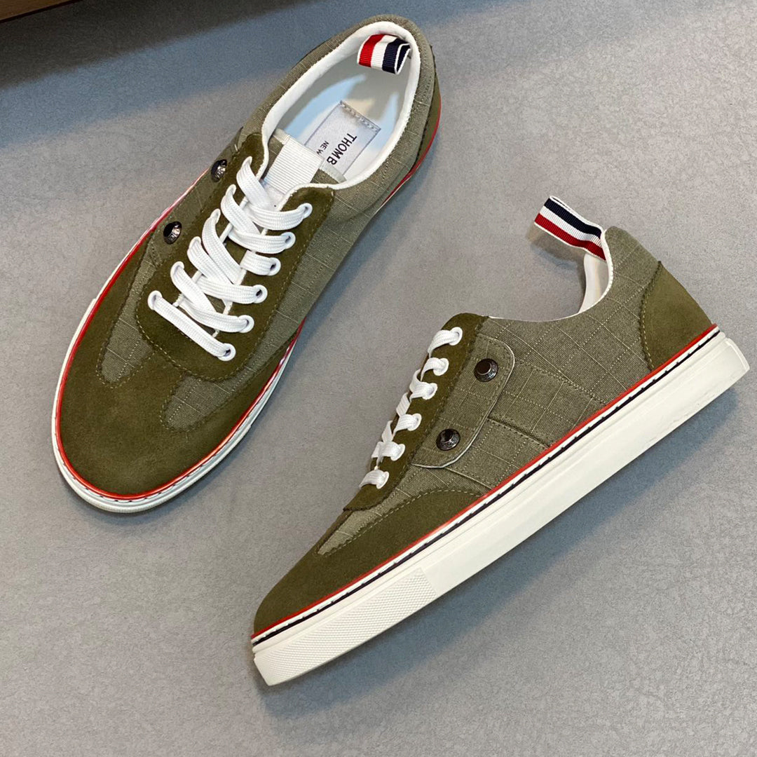 Cowhide Casual Shoe