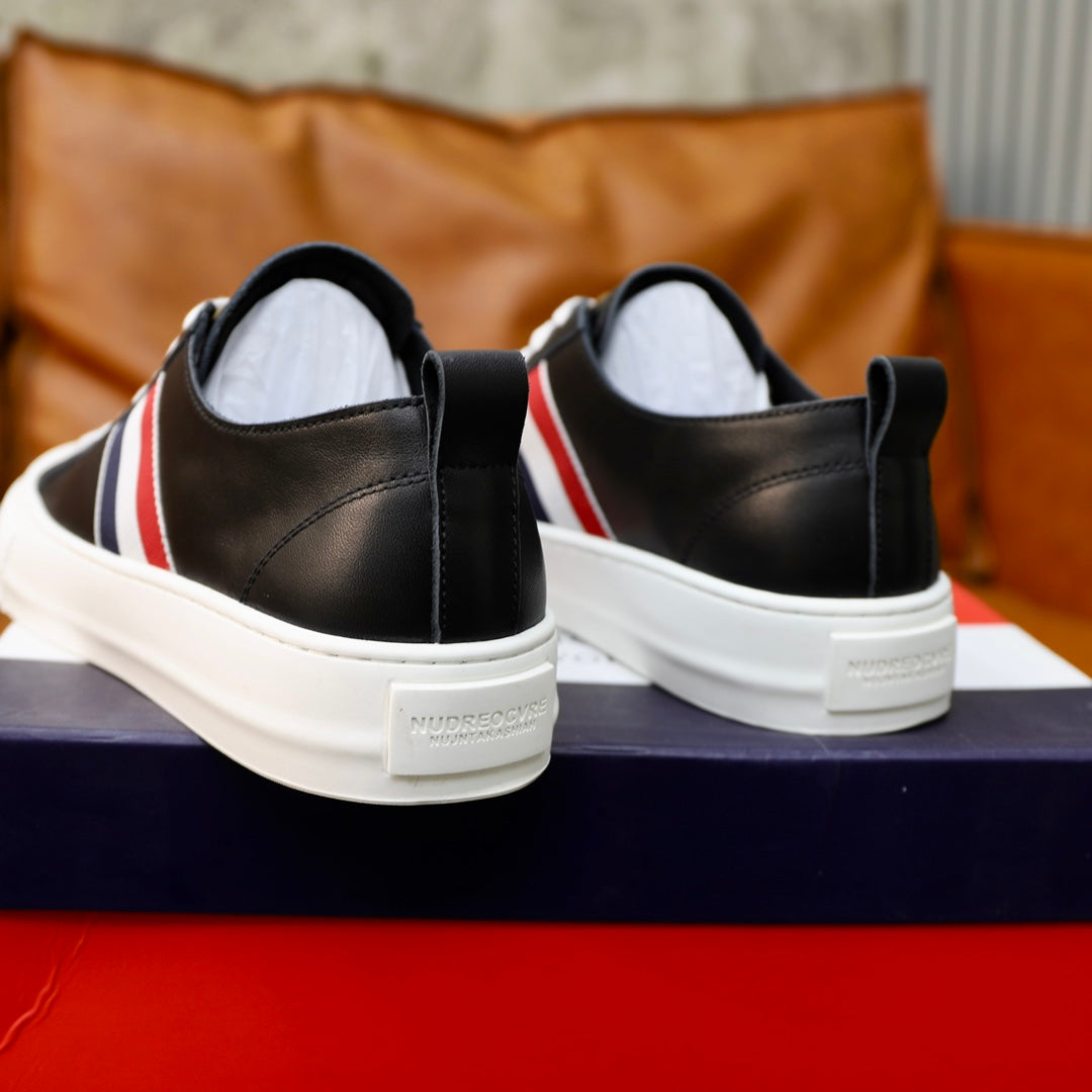 Casual Shoe
