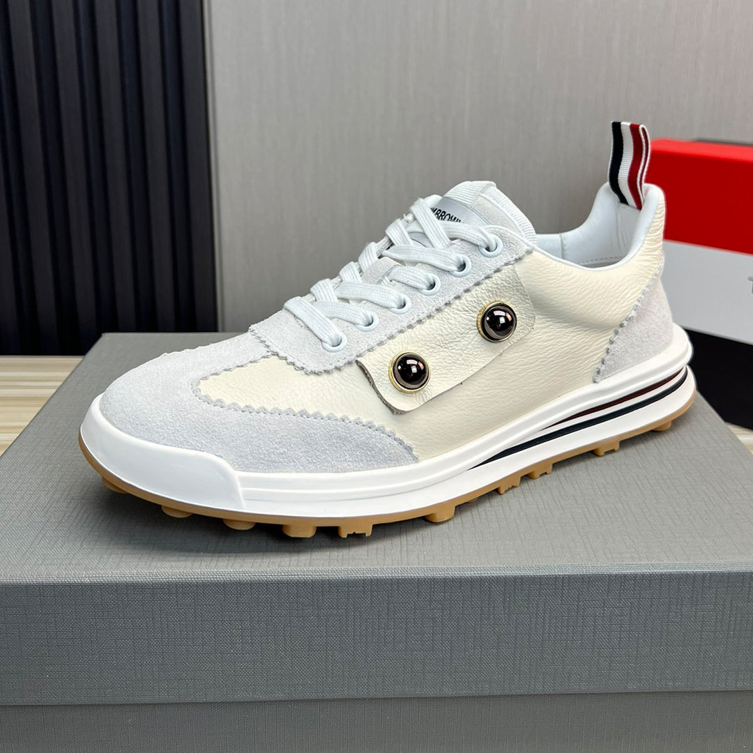 Cowhide Casual Shoe