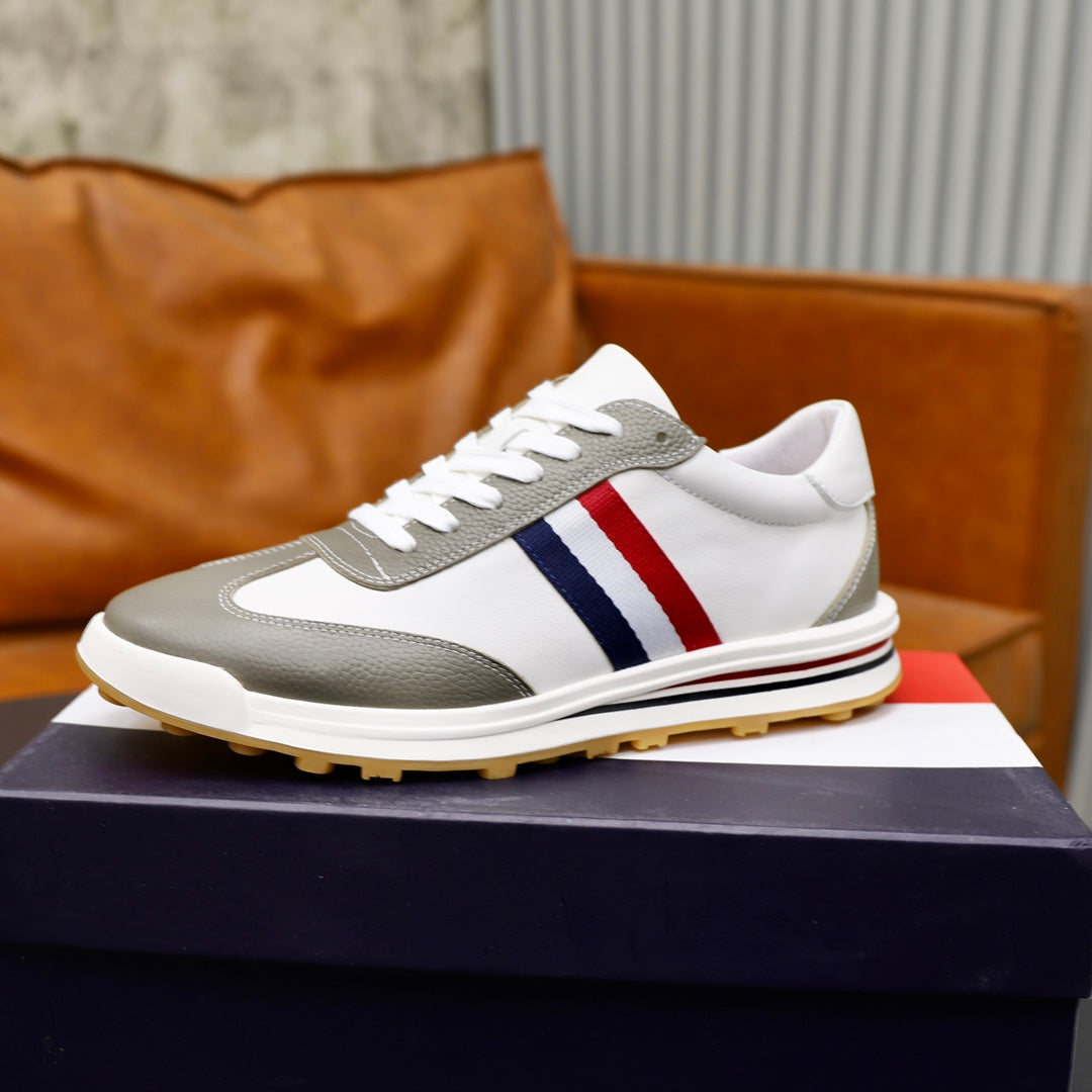 Cowhide Casual Shoe