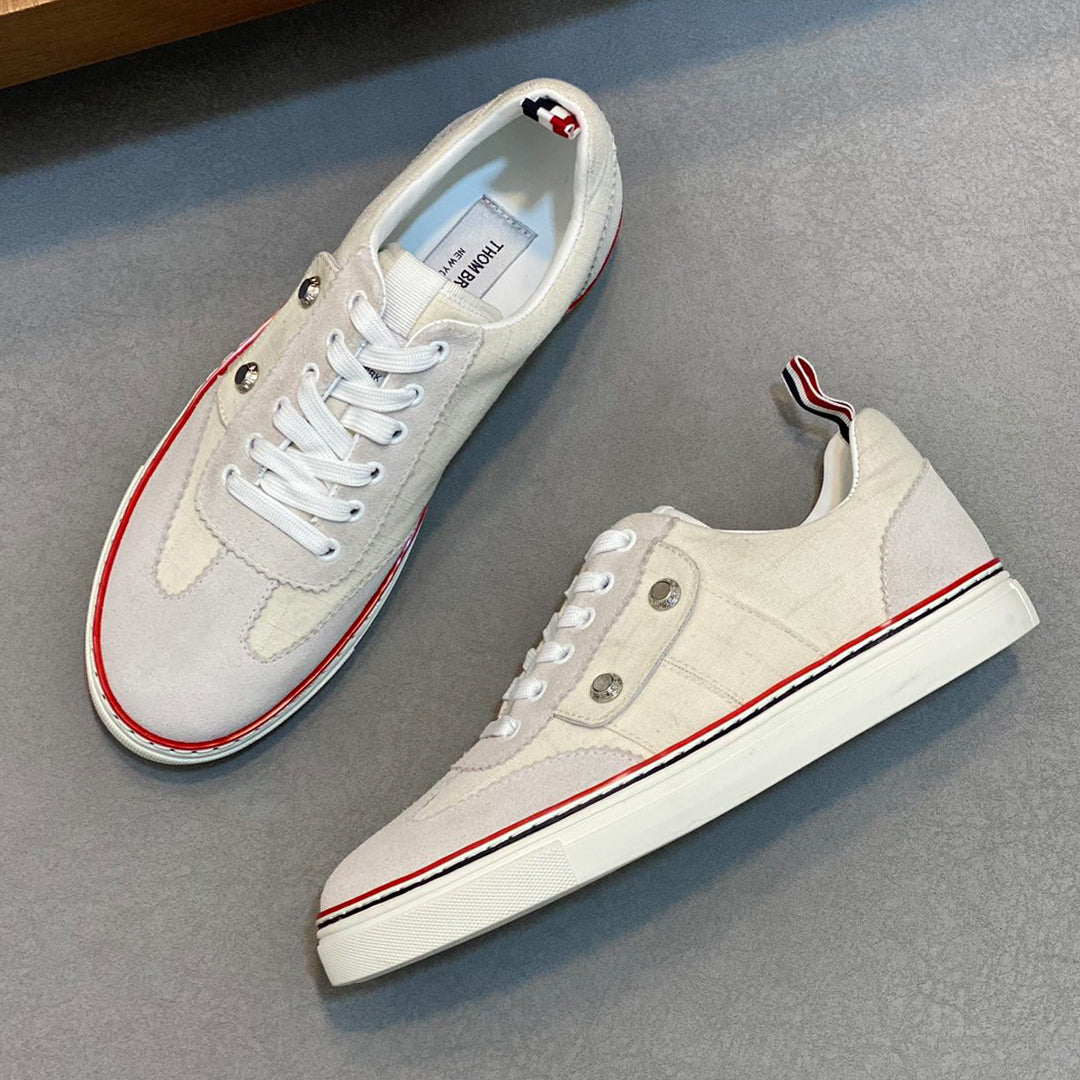 Cowhide Casual Shoe