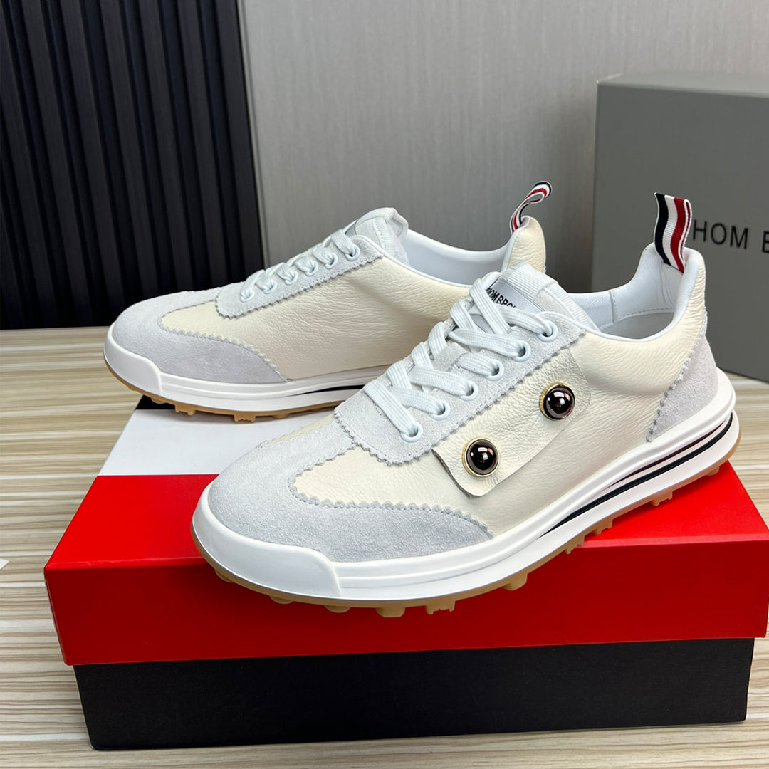 Cowhide Casual Shoe