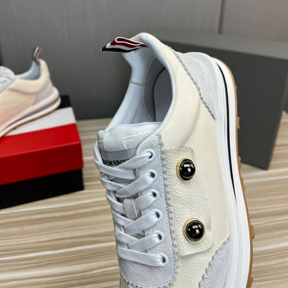 Cowhide Casual Shoe