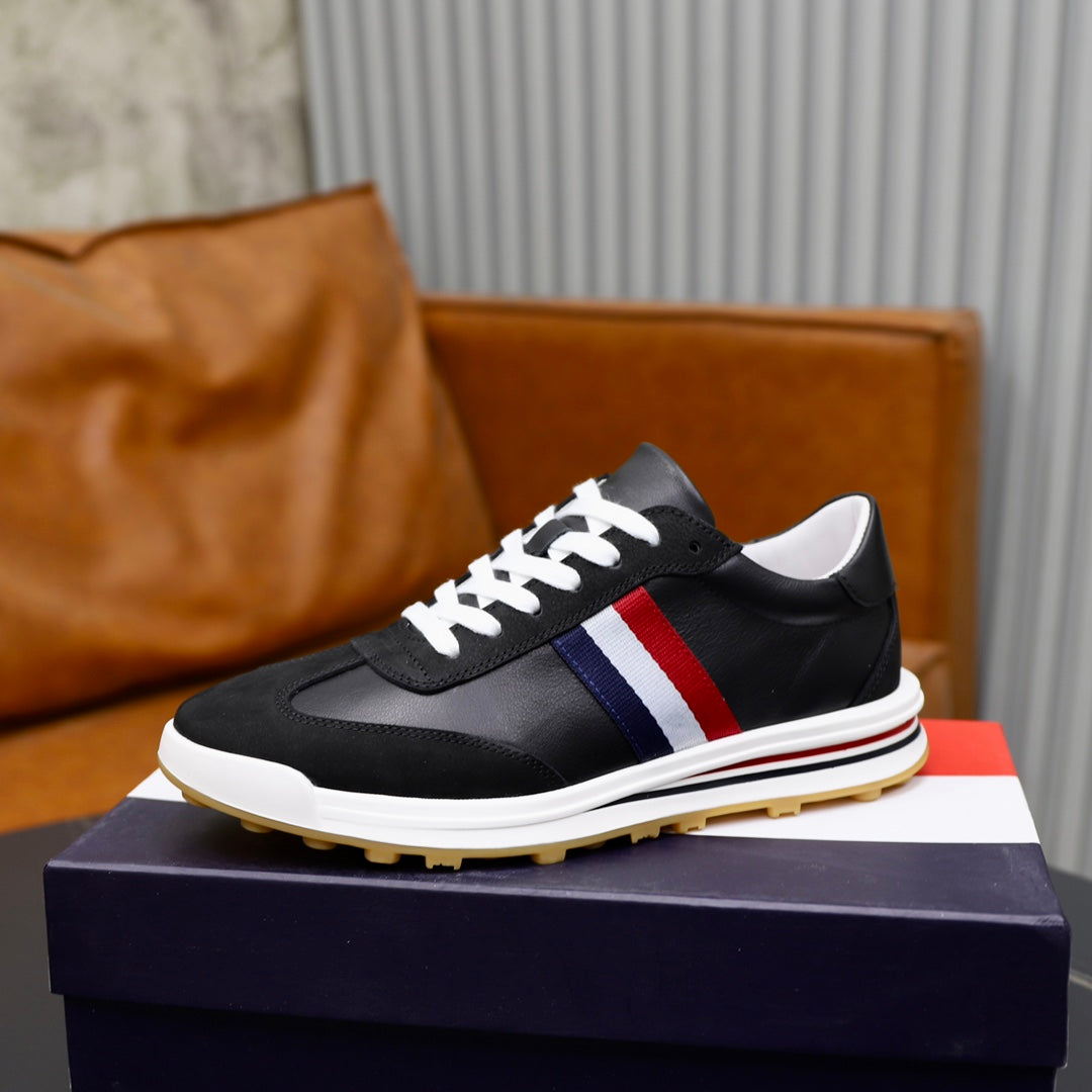 Cowhide Casual Shoe