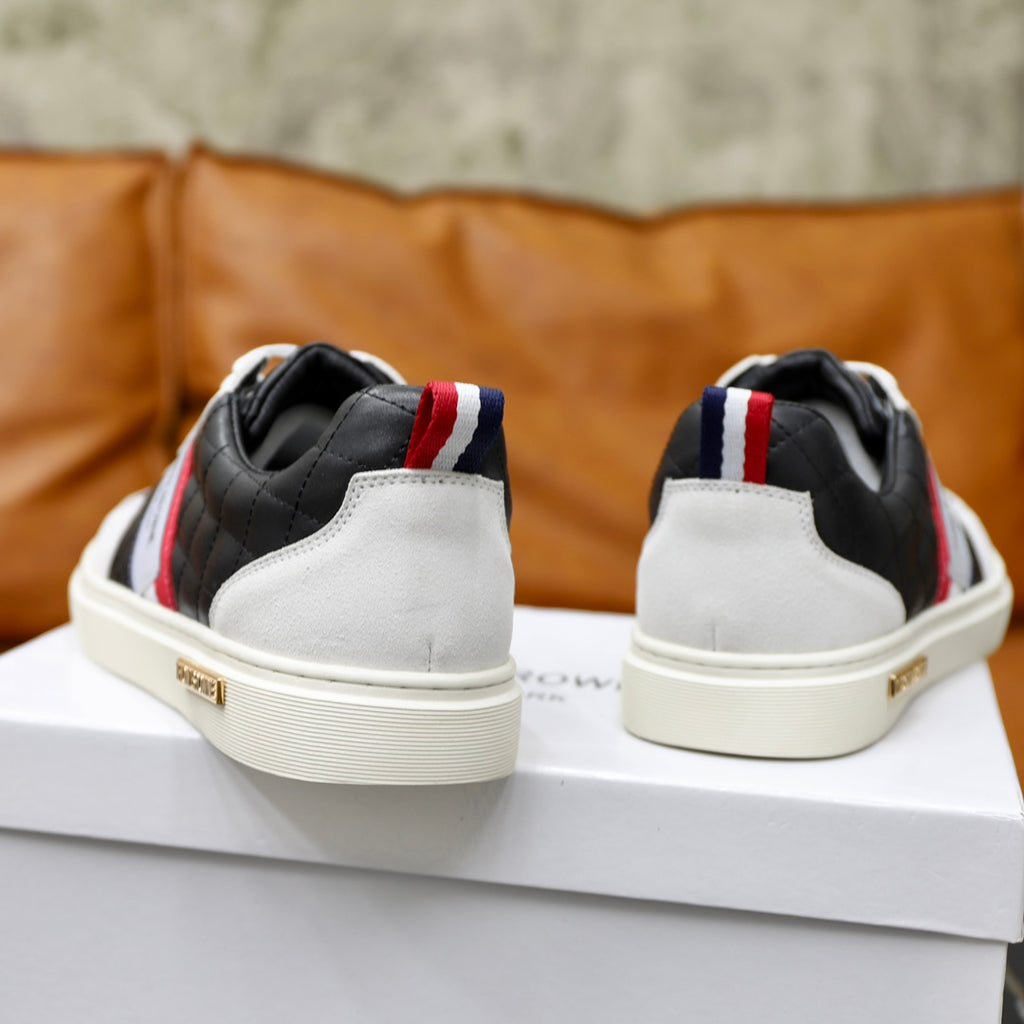 Cowhide Casual Shoe