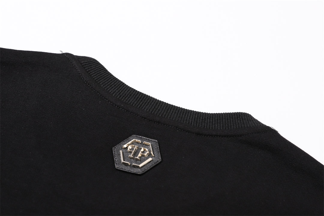New Sweatshirt Skull