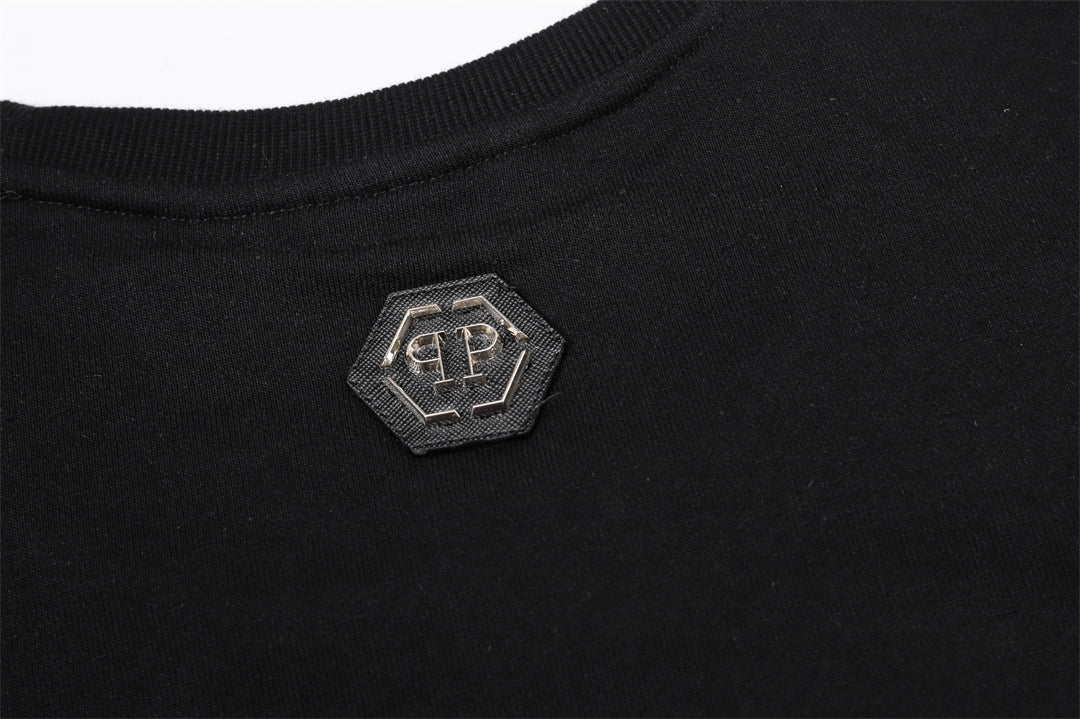 New Sweatshirt Skull