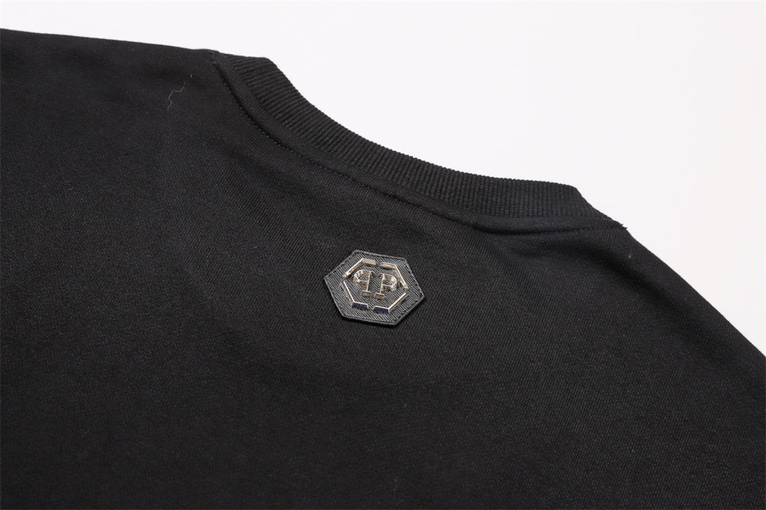 New Sweatshirt Skull