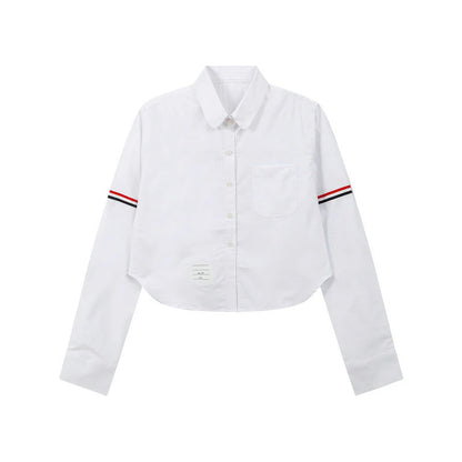 Women waist-baring shirt