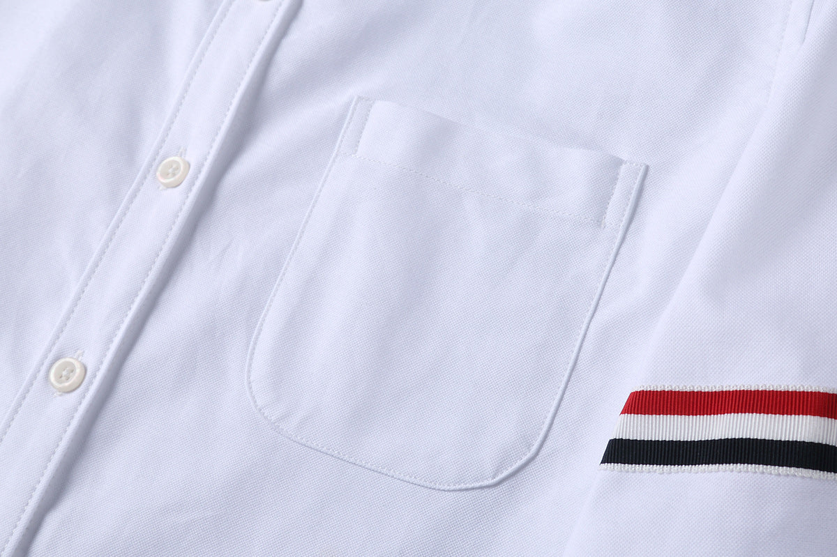 Women waist-baring shirt