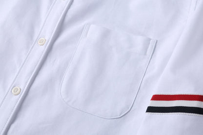 Women waist-baring shirt