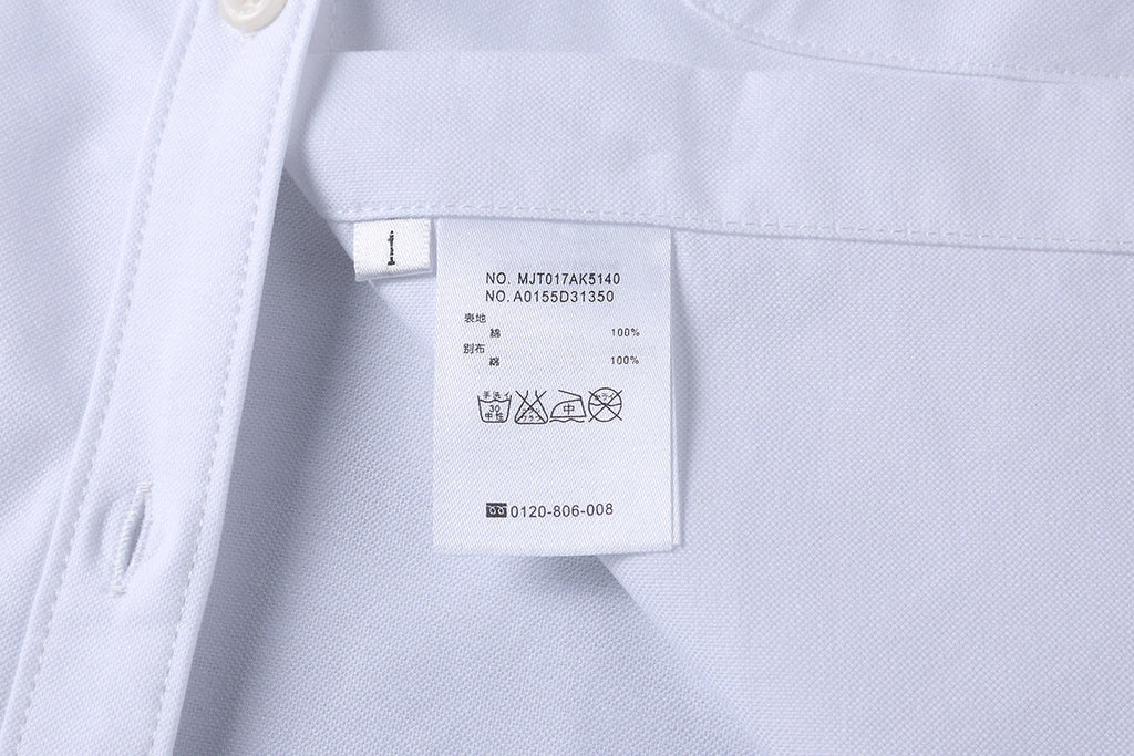 Women waist-baring shirt