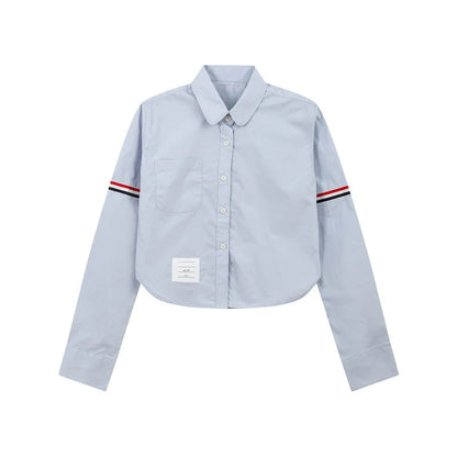 Women waist-baring shirt