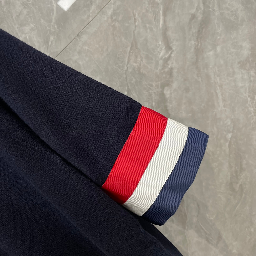 Double sleeve stripes Wool T-shirt